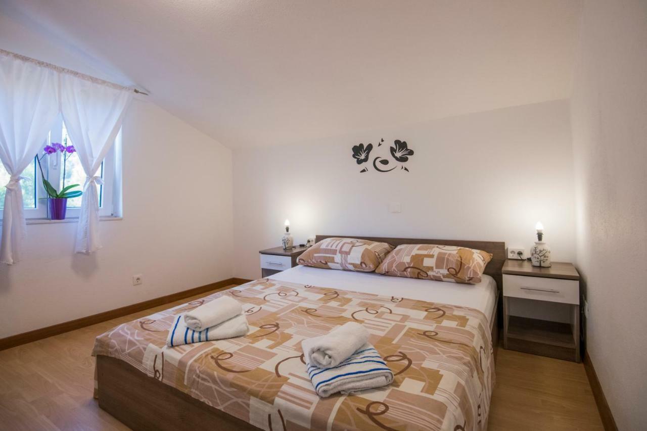 Katarina Apartmani Podstrana Exterior photo