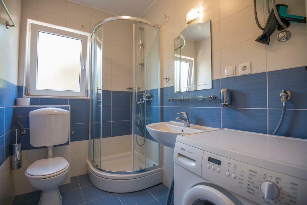 Katarina Apartmani Podstrana Exterior photo